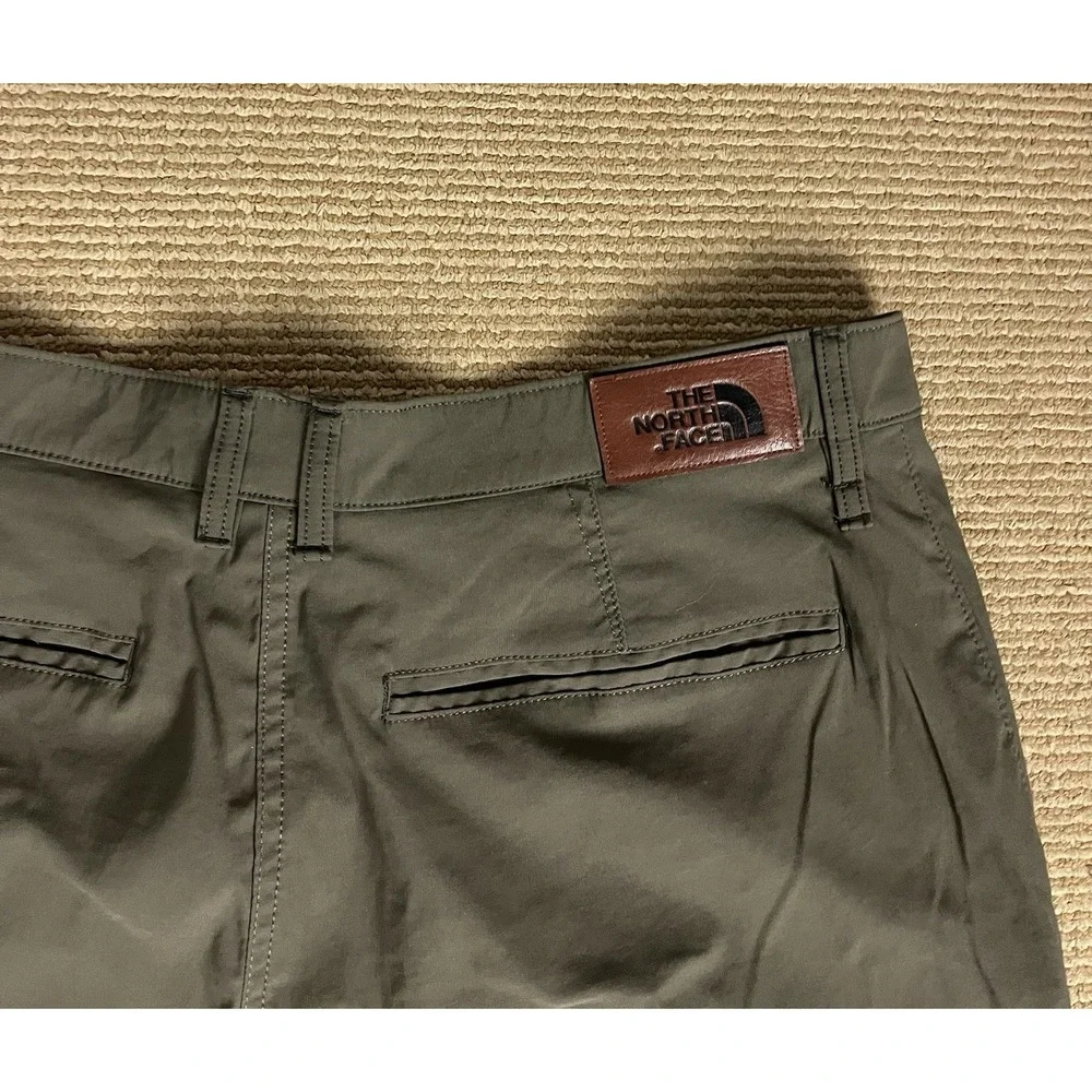 The North Face‎ Green Shorts Mens 38 Nylon Green Utility Chinos Outdoors
